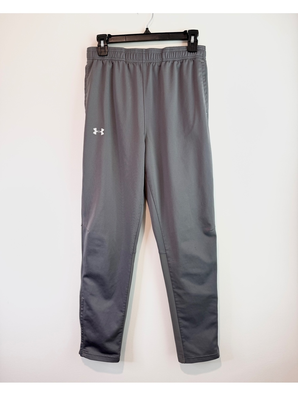 Under Armour Youth XL Loose Fit Gray Athletic Pants